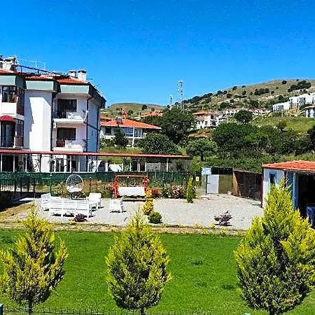 Parli Derekoy (Gokceada)